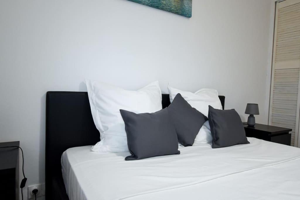 Appartement T3 Parking A 5 Minutes A Pied Du Stade Velodrome Marseilles Exterior foto